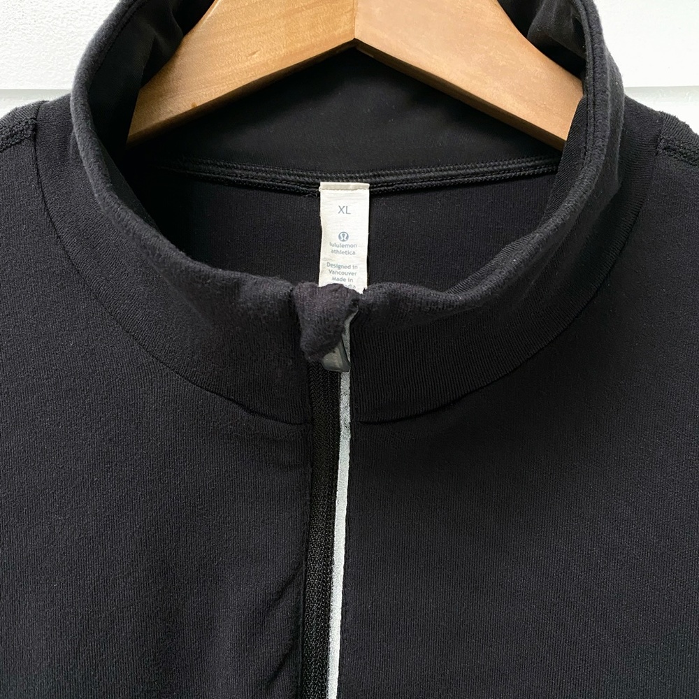 Lululemon Speed 1/2 Zip - Picture 4 of 5